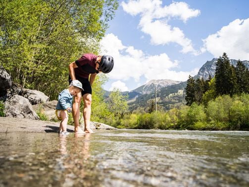 How to go bikepacking with a child 